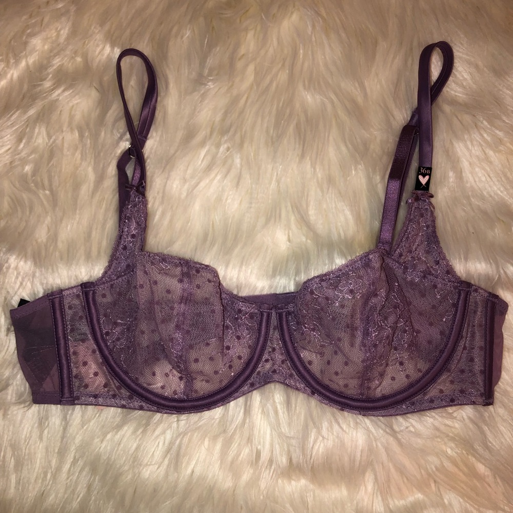 SOLD Victoria’s Secret Bra 36B